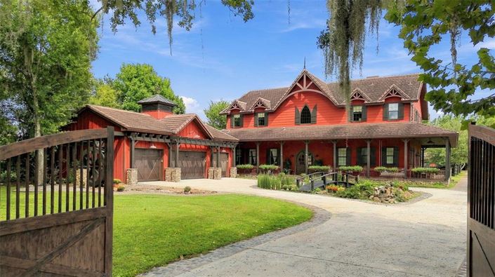 Image No.44-6 Bed House for sale