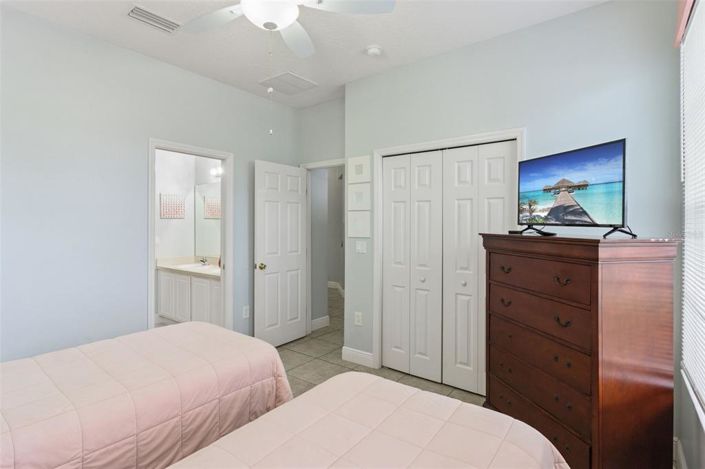 Image No.31-4 Bed House for sale