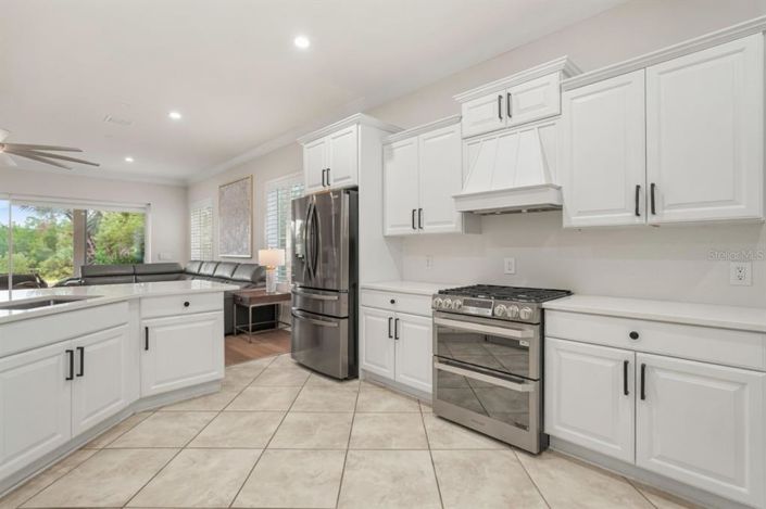 Image No.11-5 Bed House for sale
