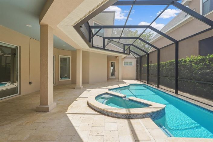 Image No.20-5 Bed House for sale