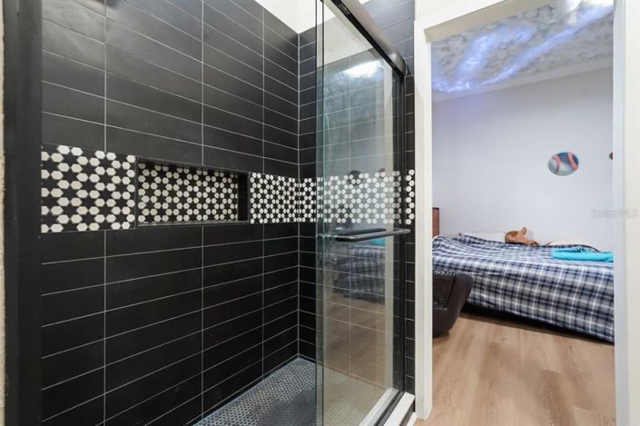 Image No.39-5 Bed House for sale