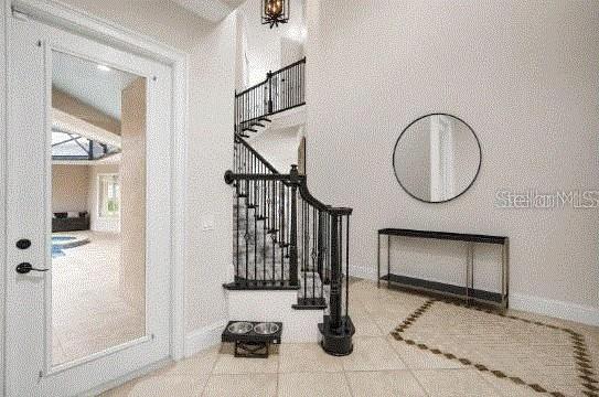 Image No.6-5 Bed House for sale