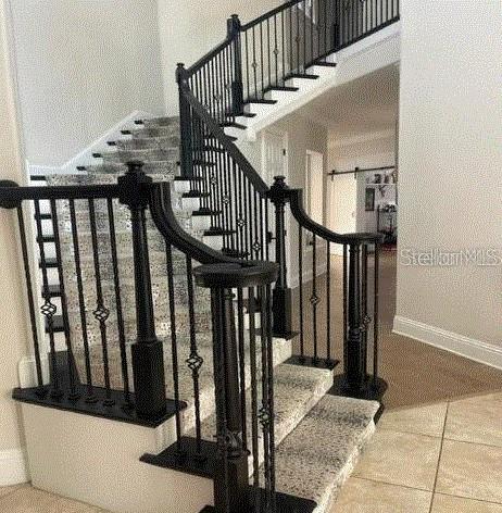 Image No.7-5 Bed House for sale