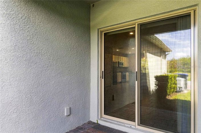 Image No.20-3 Bed Townhouse for sale