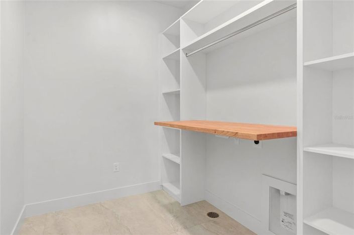 Image No.30-4 Bed House for sale