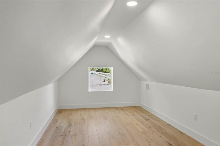 Image No.50-4 Bed House for sale