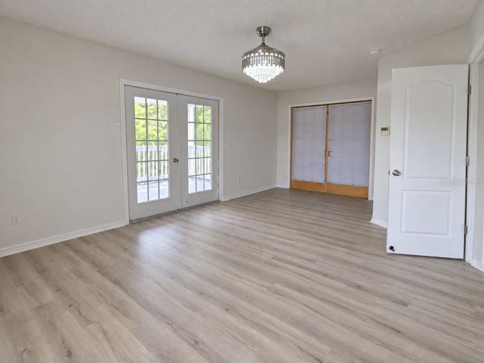 Image No.19-4 Bed House for sale