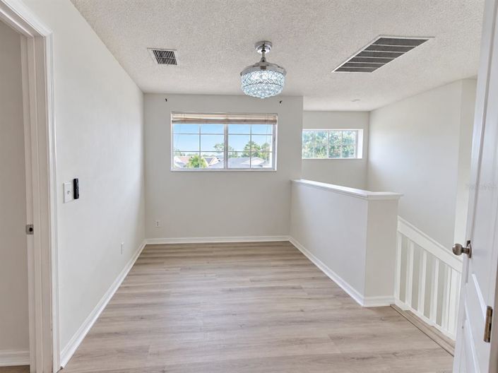 Image No.45-4 Bed House for sale