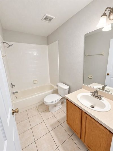 Image No.28-3 Bed Townhouse for sale