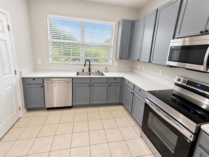Image No.7-3 Bed Townhouse for sale