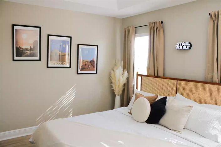 Image No.25-3 Bed Townhouse for sale