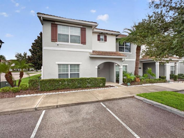 Image No.2-5 Bed Townhouse for sale