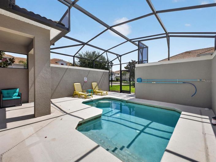 Image No.32-5 Bed Townhouse for sale