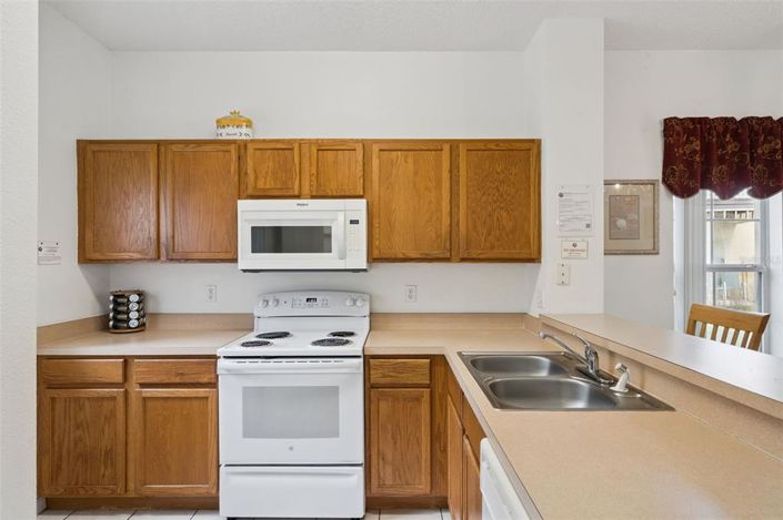 Image No.44-3 Bed Townhouse for sale
