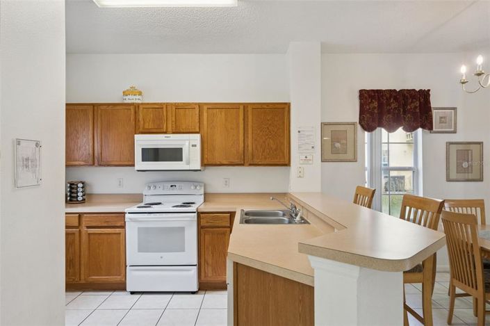 Image No.45-3 Bed Townhouse for sale