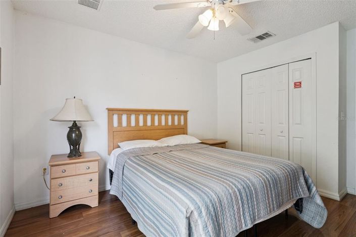 Image No.50-3 Bed Townhouse for sale