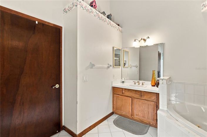 Image No.13-3 Bed House for sale