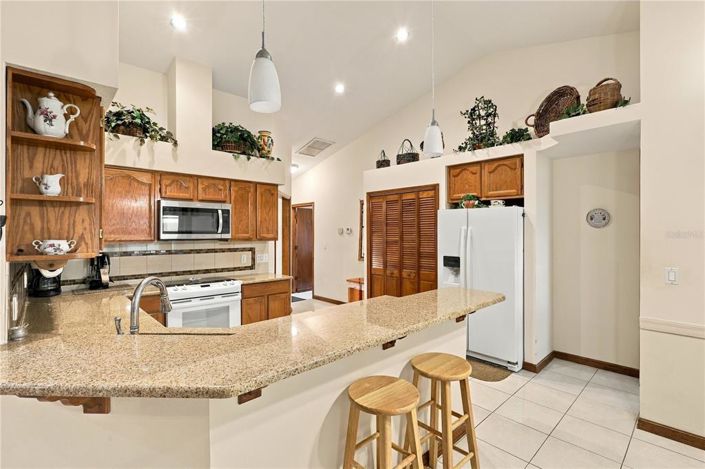 Image No.3-3 Bed House for sale