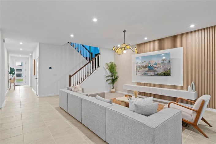 Image No.30-6 Bed House for sale