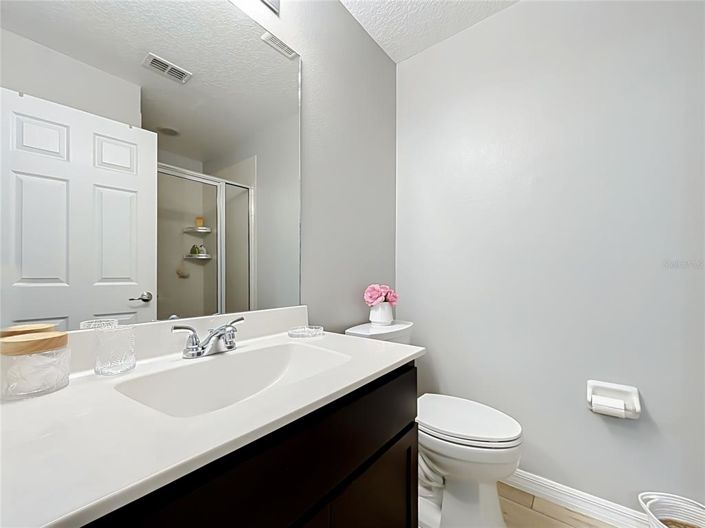 Image No.23-2 Bed Townhouse for sale