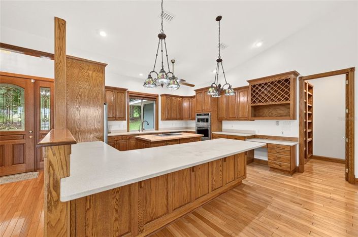 Image No.14-3 Bed House for sale