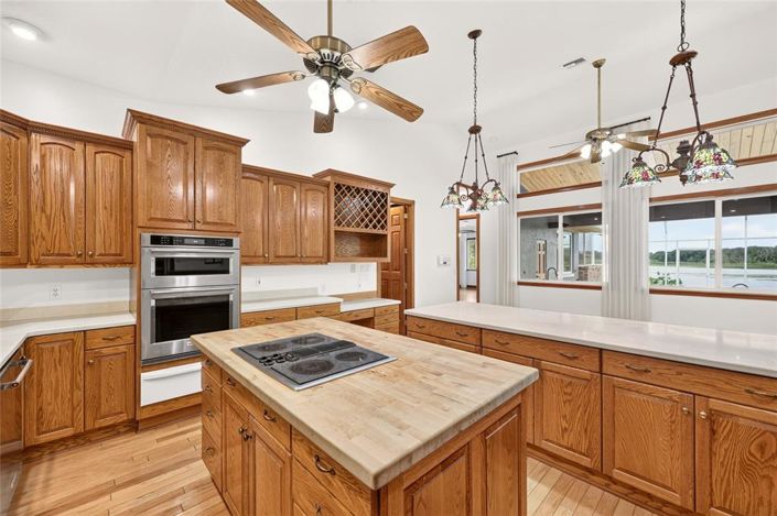 Image No.19-3 Bed House for sale