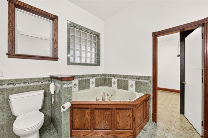 Image No.26-3 Bed House for sale