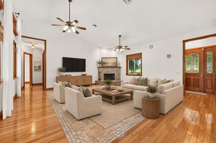 Image No.5-3 Bed House for sale