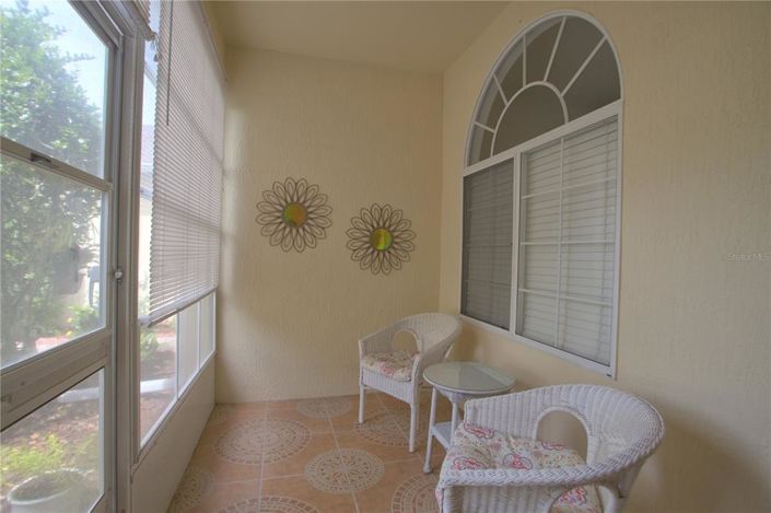 Image No.22-2 Bed Townhouse for sale