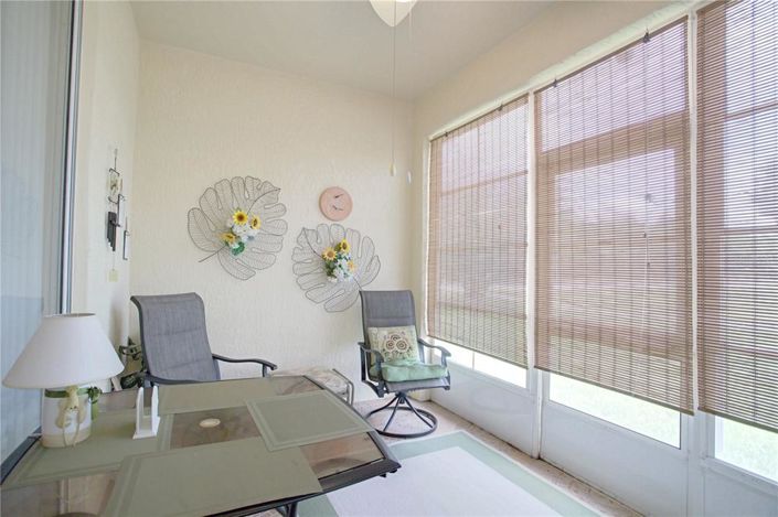 Image No.23-2 Bed Townhouse for sale