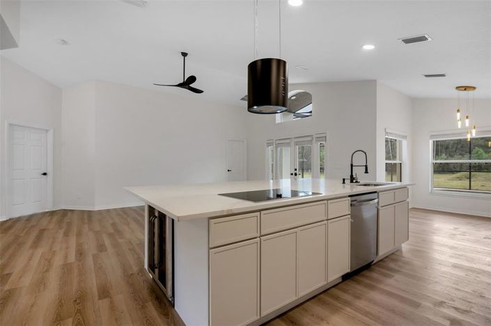 Image No.14-3 Bed House for sale