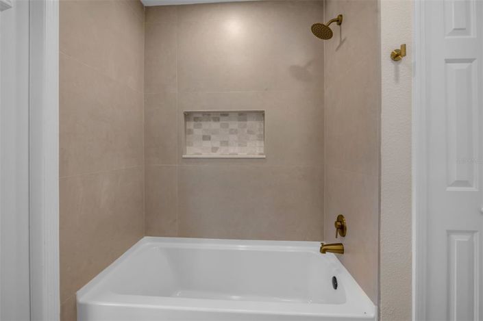 Image No.24-3 Bed House for sale