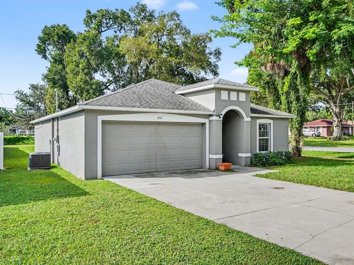 Image No.2-3 Bed House for sale