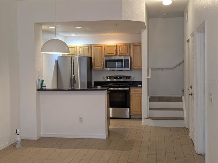 Image No.6-3 Bed Townhouse for sale