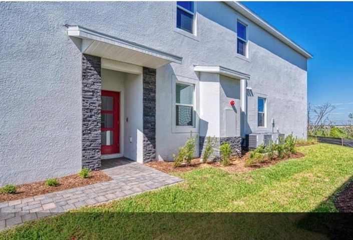 Image No.9-2 Bed Townhouse for sale