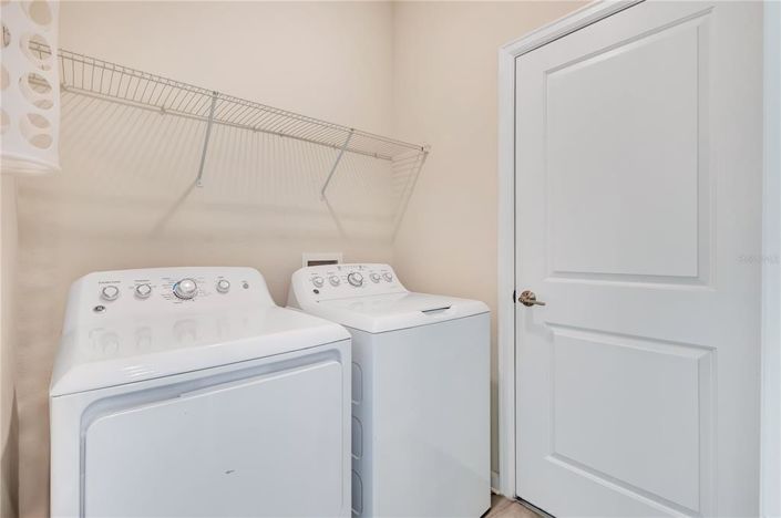 Image No.16-4 Bed House for sale