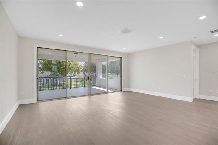 Image No.23-4 Bed House for sale