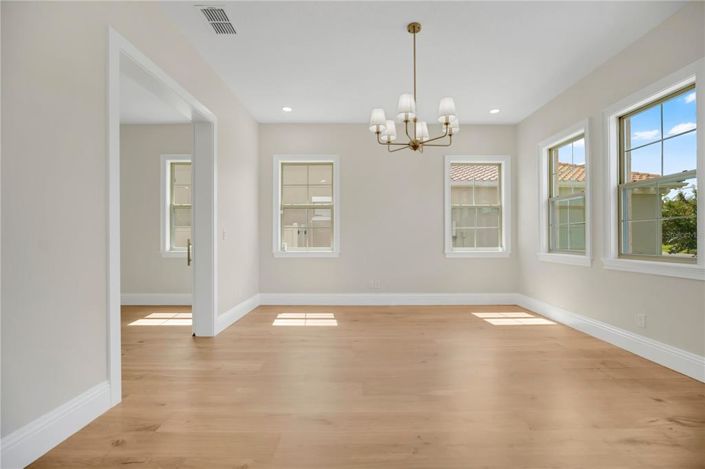 Image No.3-4 Bed House for sale
