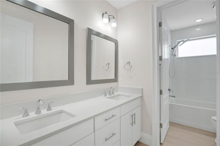 Image No.31-4 Bed House for sale