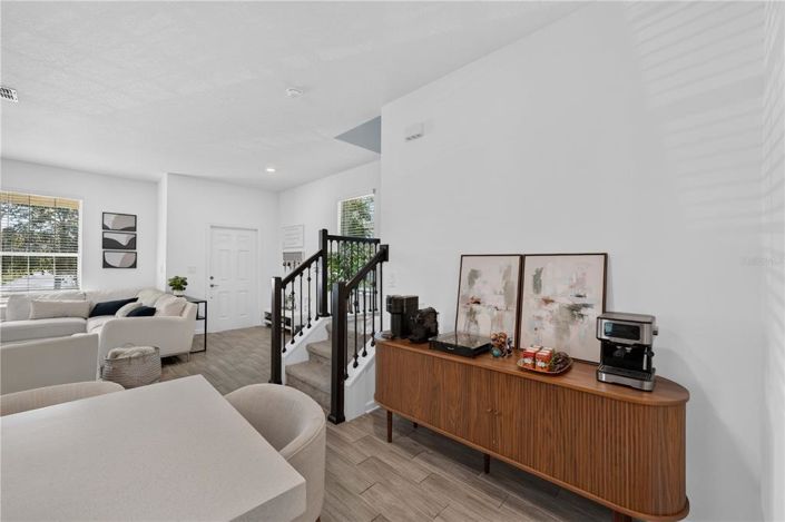 Image No.26-4 Bed House for sale