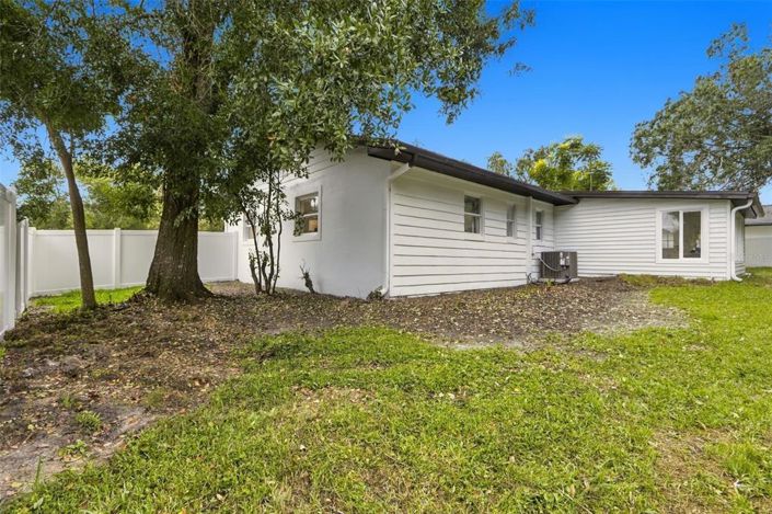Image No.38-3 Bed House for sale