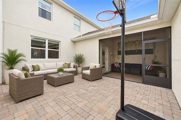 Image No.40-4 Bed Townhouse for sale