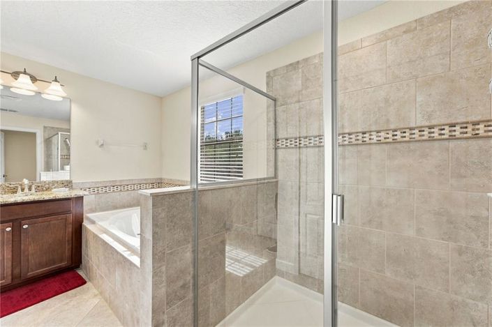 Image No.23-5 Bed House for sale