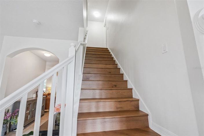 Image No.25-4 Bed House for sale