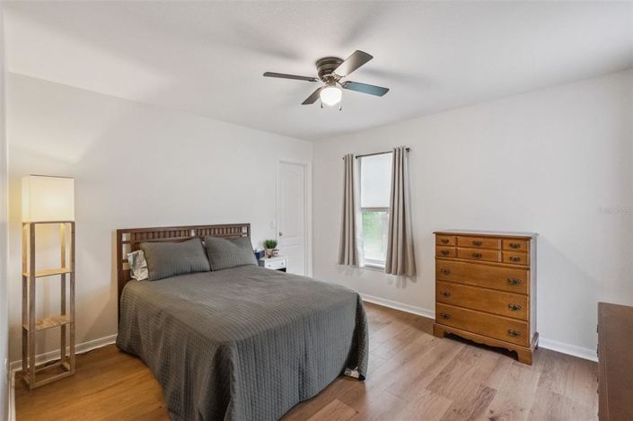 Image No.34-4 Bed House for sale