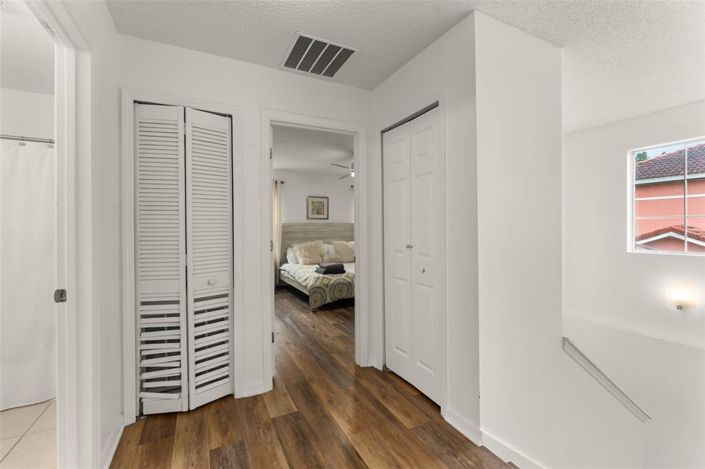 Image No.24-4 Bed Townhouse for sale