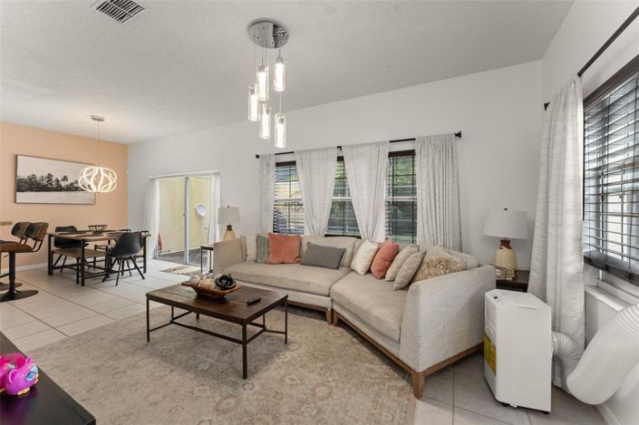 Image No.5-4 Bed Townhouse for sale