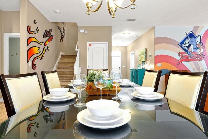 Image No.18-6 Bed House for sale