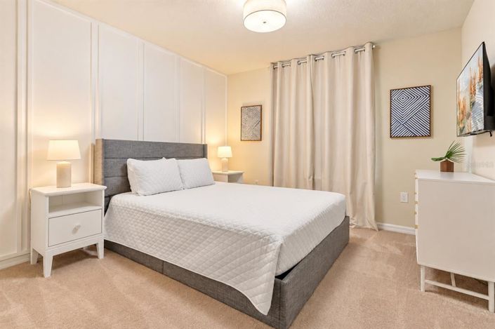 Image No.25-10 Bed House for sale