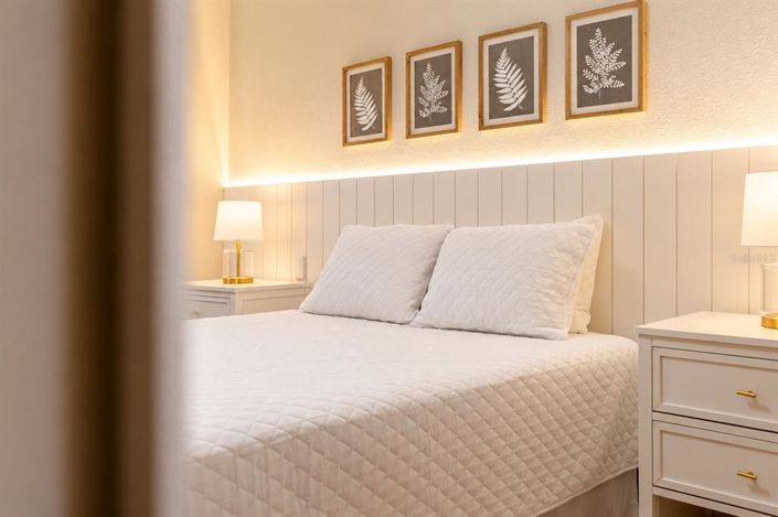 Image No.44-10 Bed House for sale
